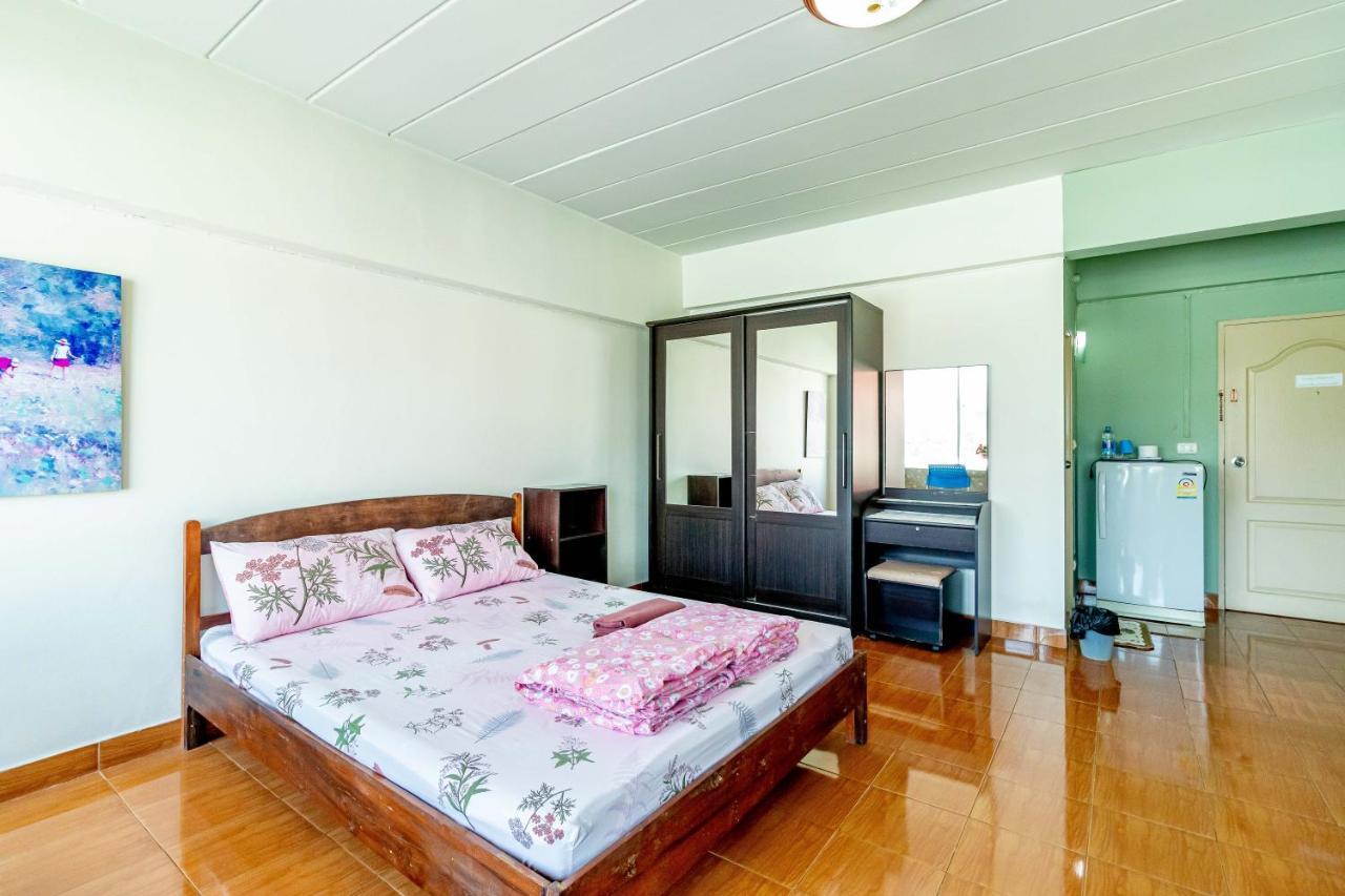 Benjaratch Boutique Apartment Банкок Екстериор снимка