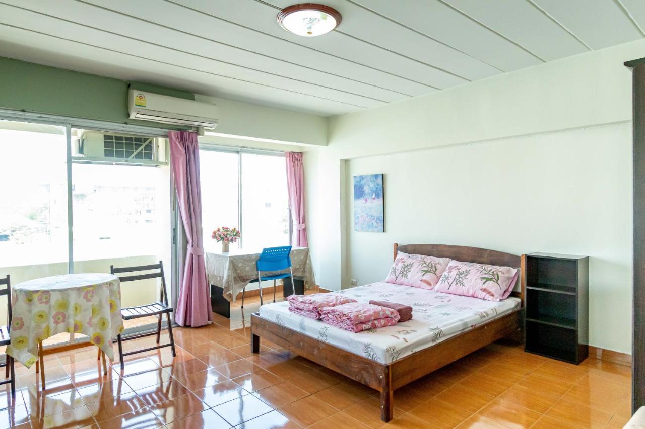 Benjaratch Boutique Apartment Банкок Екстериор снимка