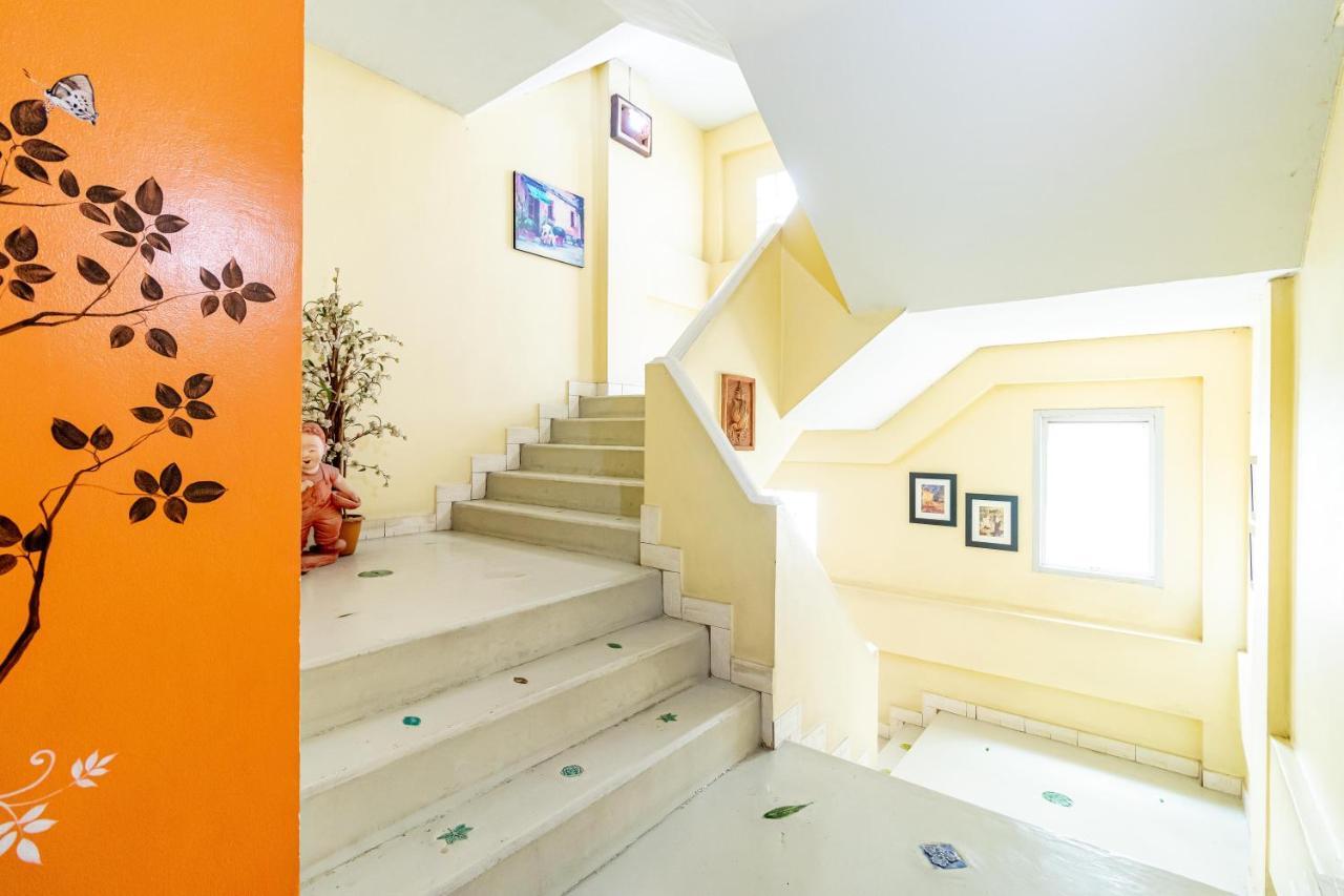 Benjaratch Boutique Apartment Банкок Екстериор снимка